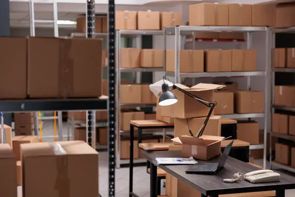 نقش اتوماسیون اداری در انبارداری و فرآیندهای لجستیک 3 انبارداری